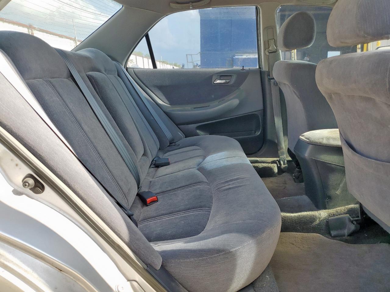 2000 Honda Accord Lx VIN: 1HGCG5641YA049523 Lot: 64887635