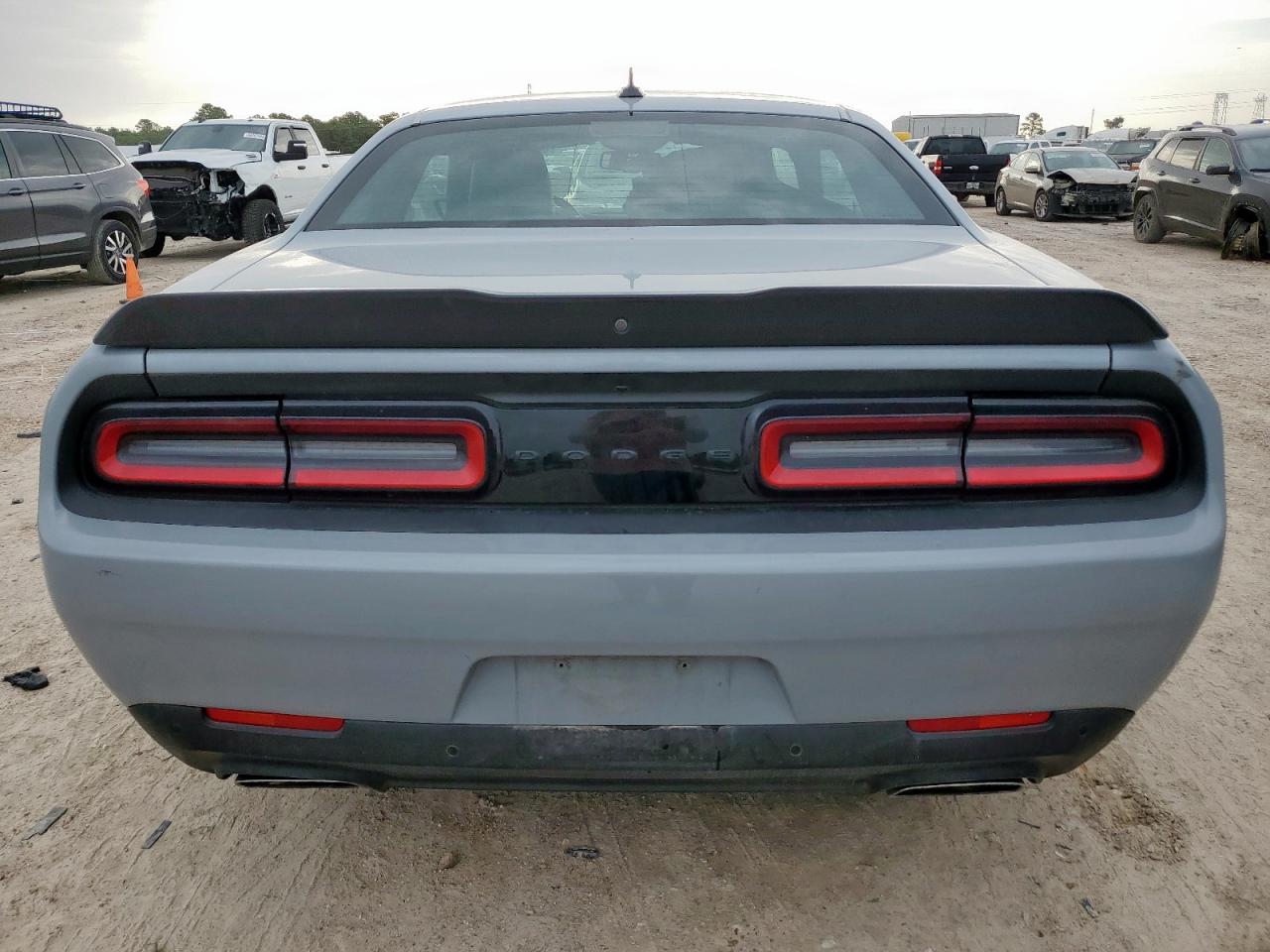 2022 Dodge Challenger R/T VIN: 2C3CDZBT5NH233795 Lot: 64310525