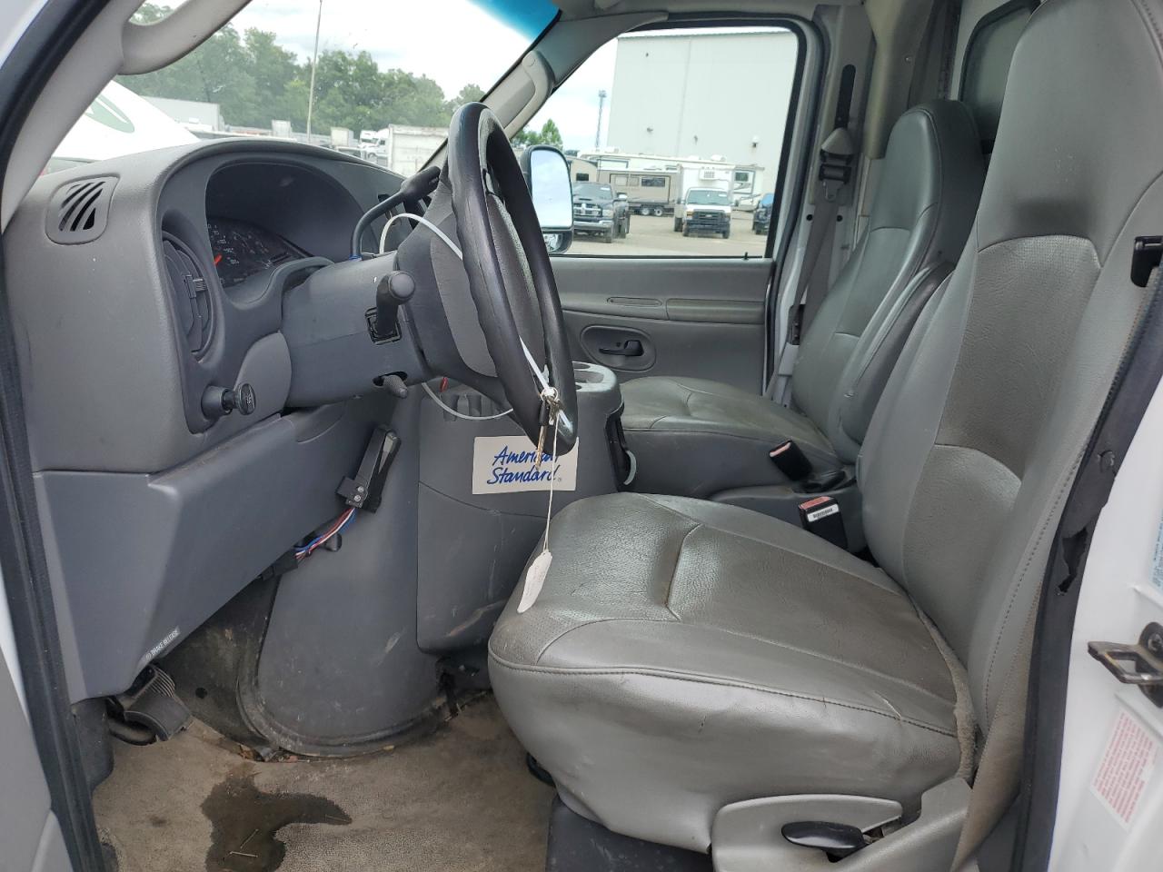 2004 Ford Econoline E350 Super Duty Cutaway Van VIN: 1FDSE35L34HA40364 Lot: 63253155