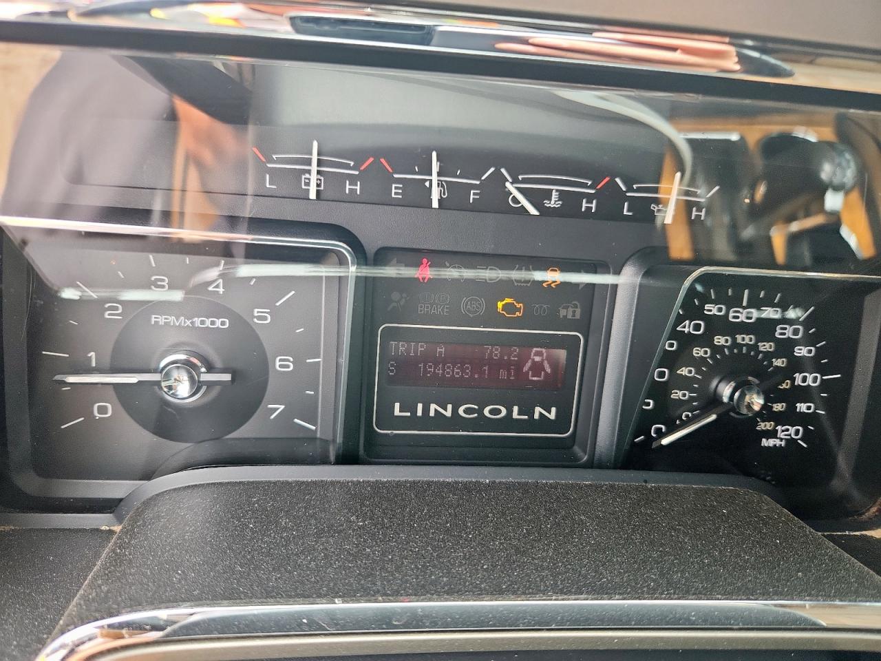 2011 Lincoln Navigator VIN: 5LMJJ2J56BEJ05051 Lot: 63147725