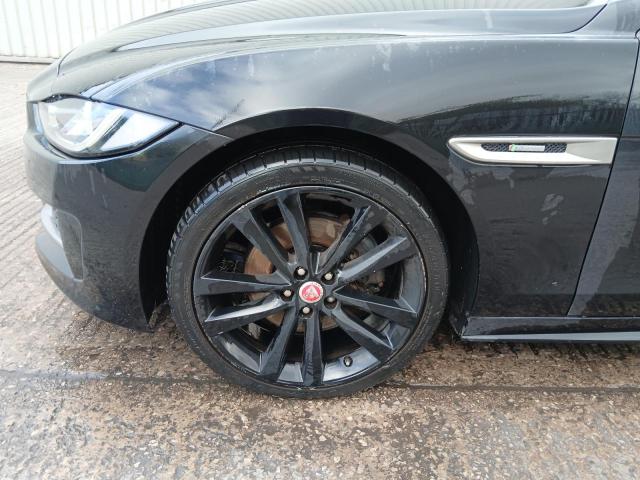 2017 JAGUAR XE R-SPORT