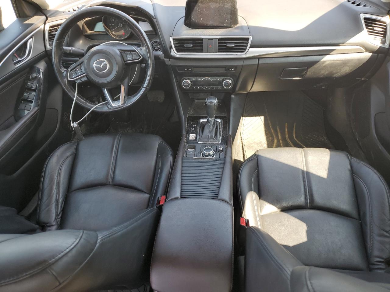 2018 Mazda 3 Touring VIN: 3MZBN1V3XJM170378 Lot: 66543555