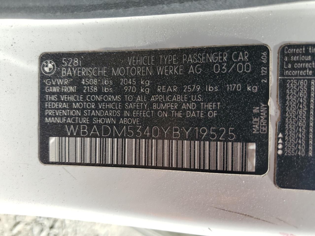 2000 BMW 528 I VIN: WBADM5340YBY19525 Lot: 63265695