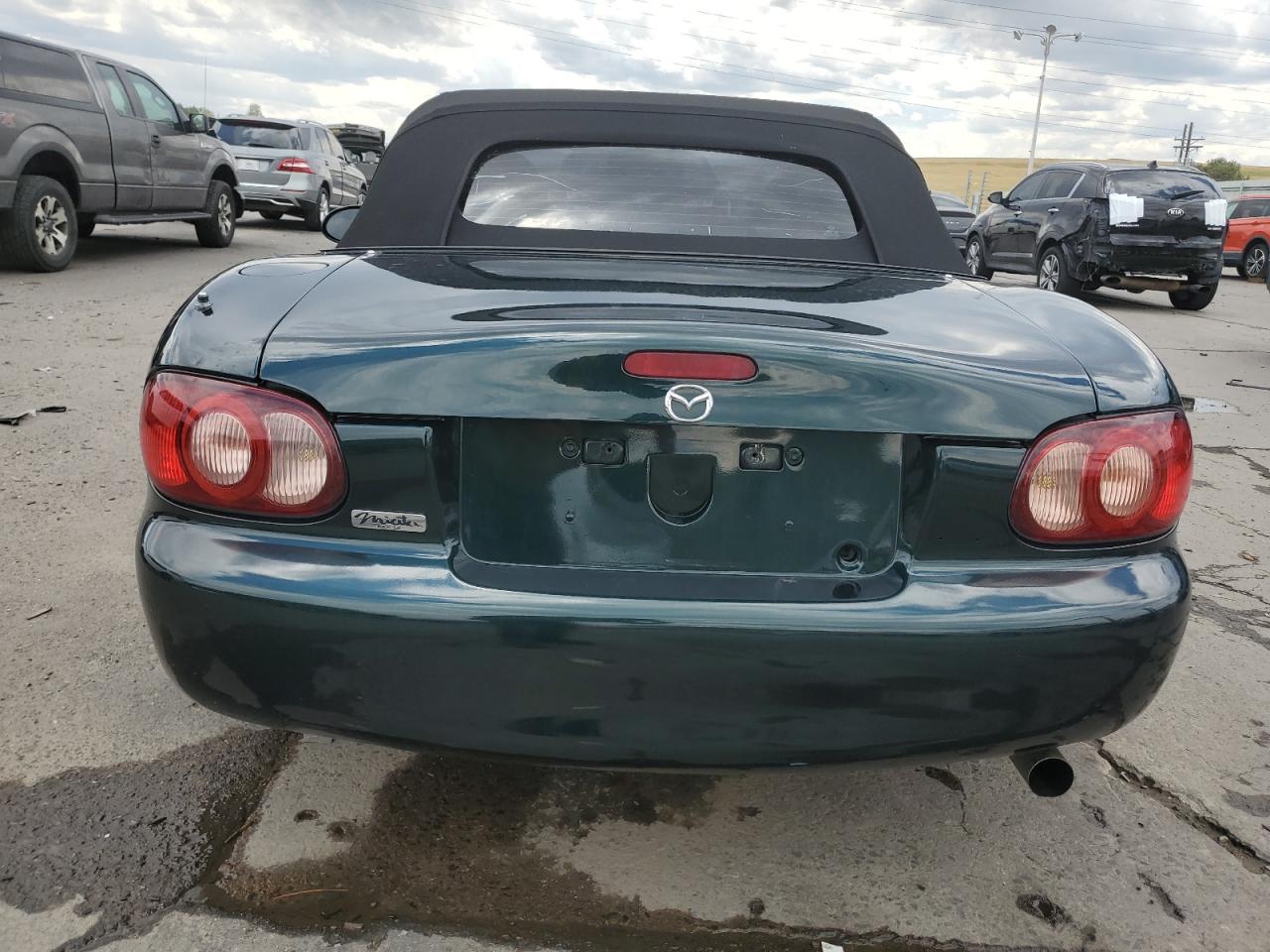 2002 Mazda Mx-5 Miata Base VIN: JM1NB353220234907 Lot: 65074055