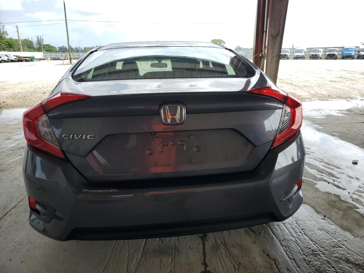 2018 Honda Civic Lx VIN: 2HGFC2F58JH528688 Lot: 64573815