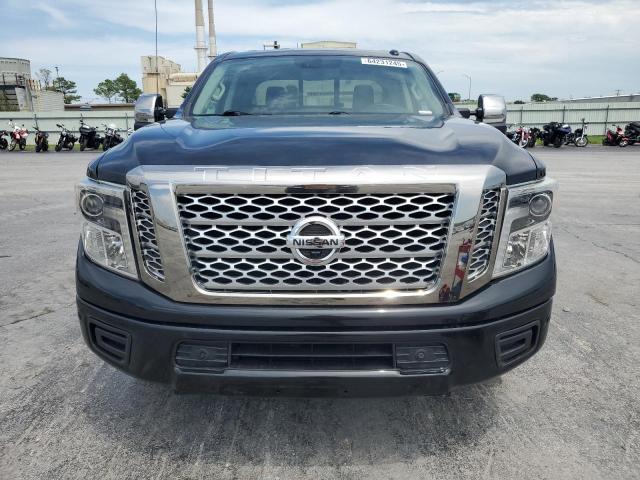  NISSAN TITAN 2017 Black