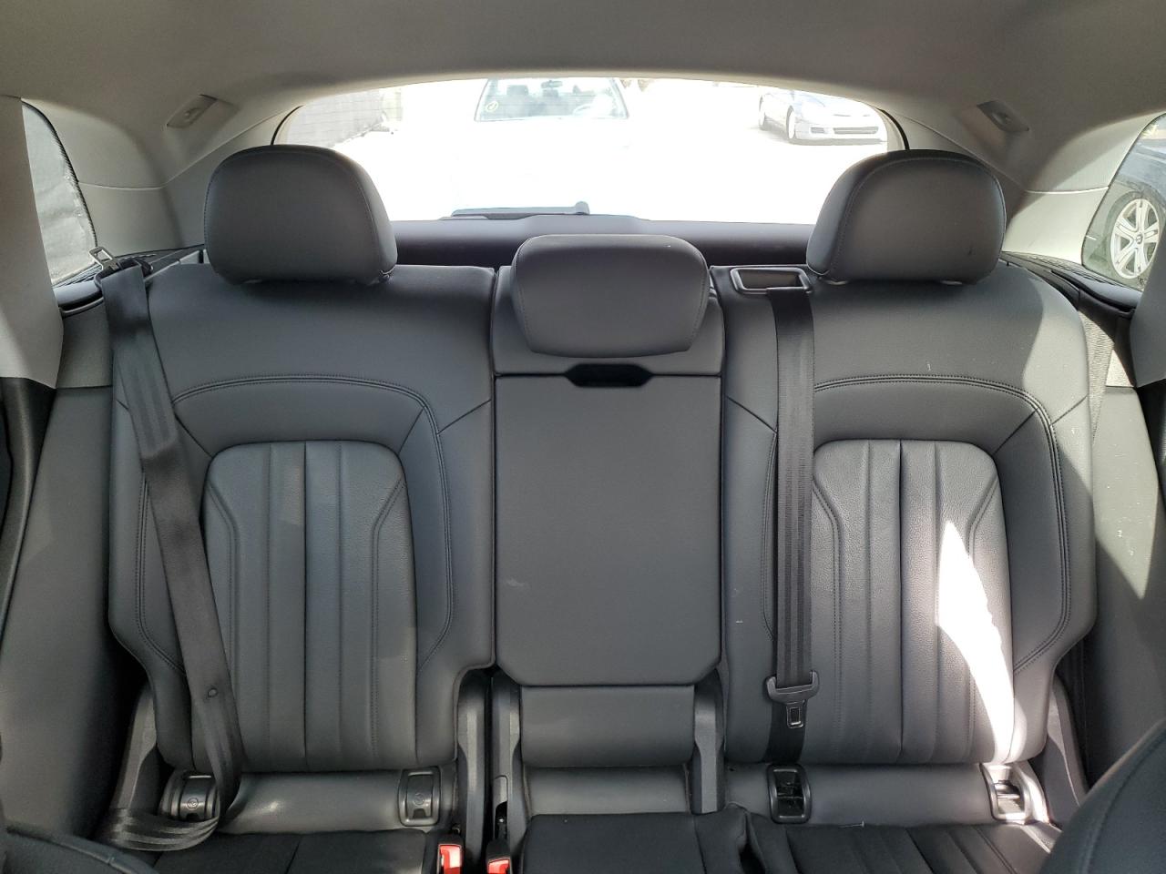 2020 Audi Q5 Premium VIN: WA1ANAFY5L2062019 Lot: 62752105