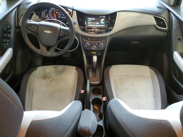 Parquets CHEVROLET TRAX 2017 Srebrny