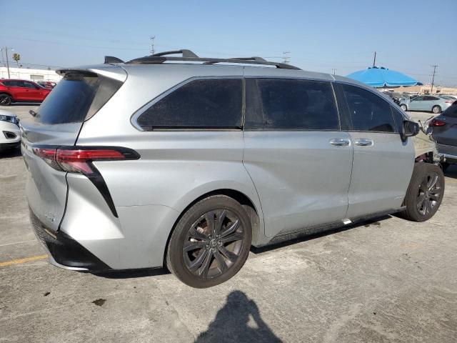  TOYOTA SIENNA 2021 Szary
