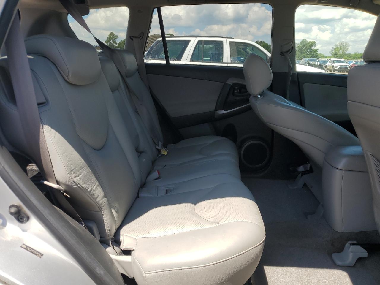2008 Toyota Rav4 Limited VIN: JTMZD31V585093541 Lot: 64903025