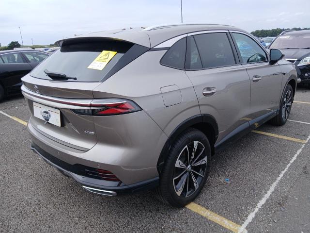 2025 MG HS SE