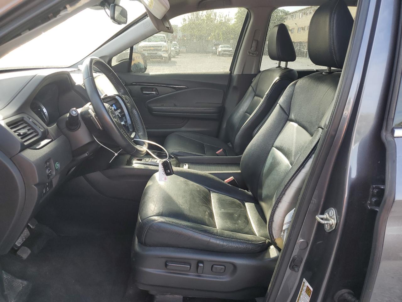 2017 Honda Pilot Touring VIN: 5FNYF5H94HB011565 Lot: 63282635