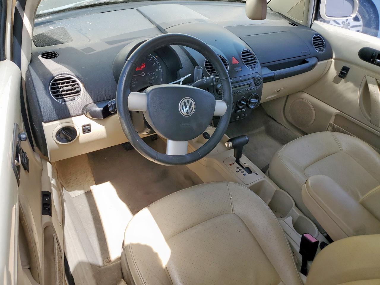 2006 Volkswagen New Beetle 2.5L Option Package 2 VIN: 3VWSG31C36M409160 Lot: 64892475