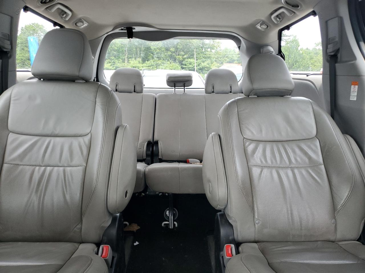 2018 Toyota Sienna Xle VIN: 5TDDZ3DC2JS192436 Lot: 62954895