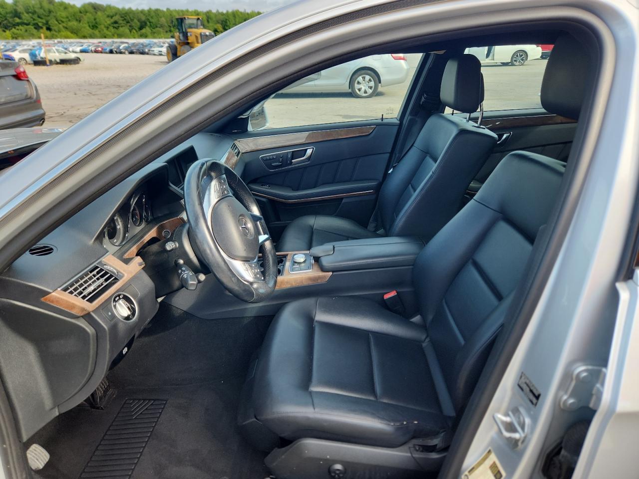 2012 Mercedes-Benz E 350 VIN: WDDHF5KB9CA570838 Lot: 64124155