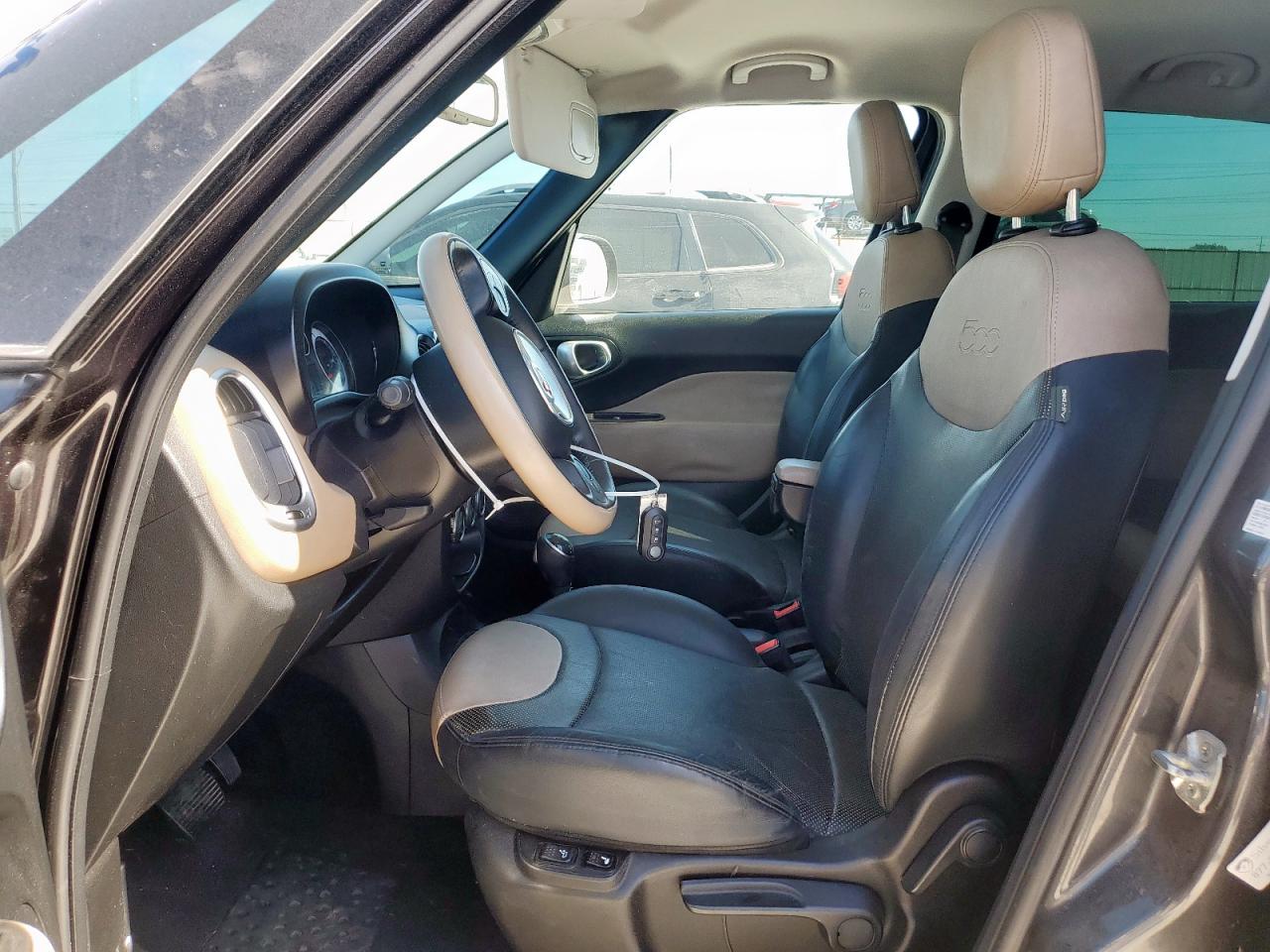 2015 Fiat 500L Lounge VIN: ZFBCFACH8FZ035119 Lot: 65622195