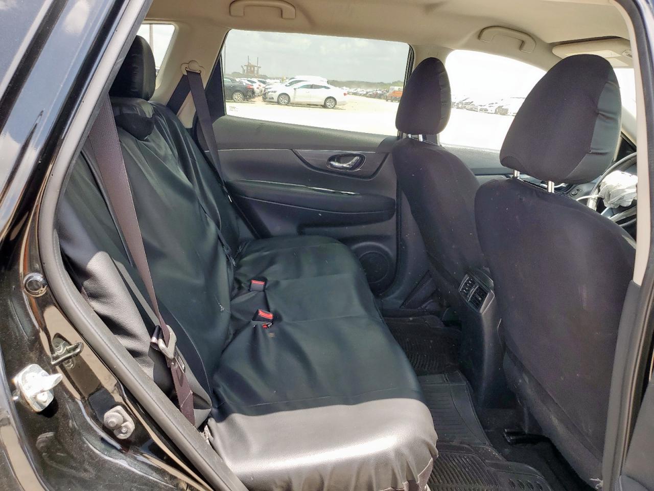 2019 Nissan Rogue S VIN: KNMAT2MT1KP557800 Lot: 65250925