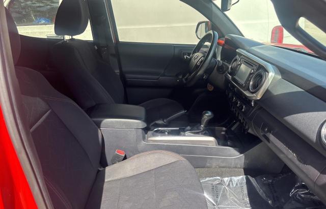 Pickups TOYOTA TACOMA 2017 Orange