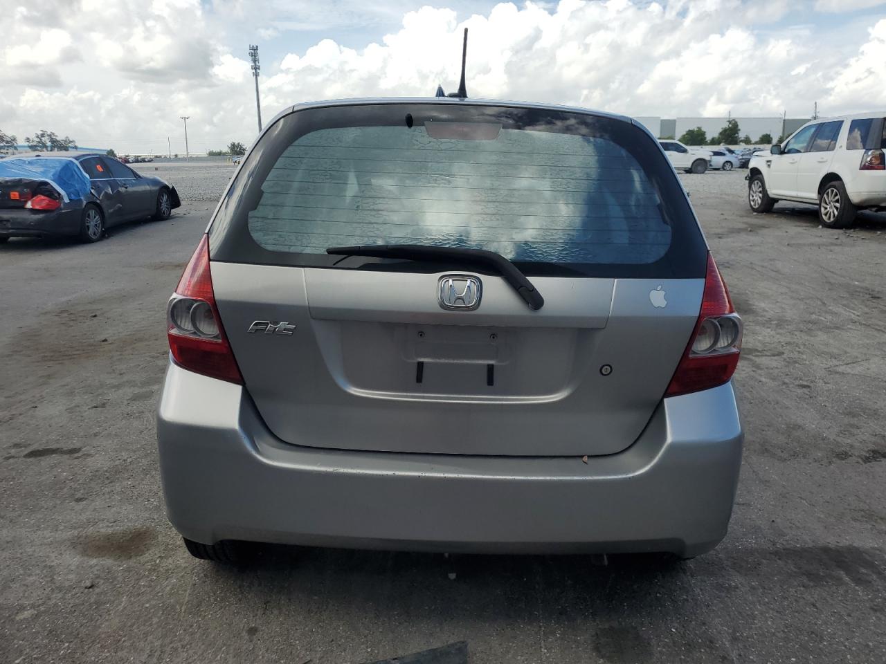 2007 Honda Fit VIN: JHMGD38407S024677 Lot: 65331265