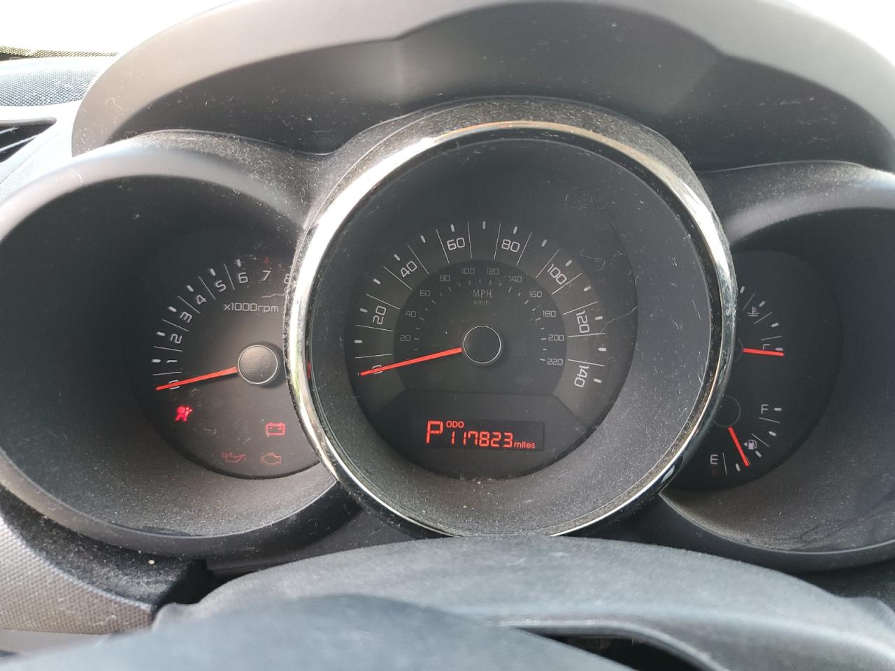 2011 Kia Soul + VIN: KNDJT2A21B7276348 Lot: 64218595