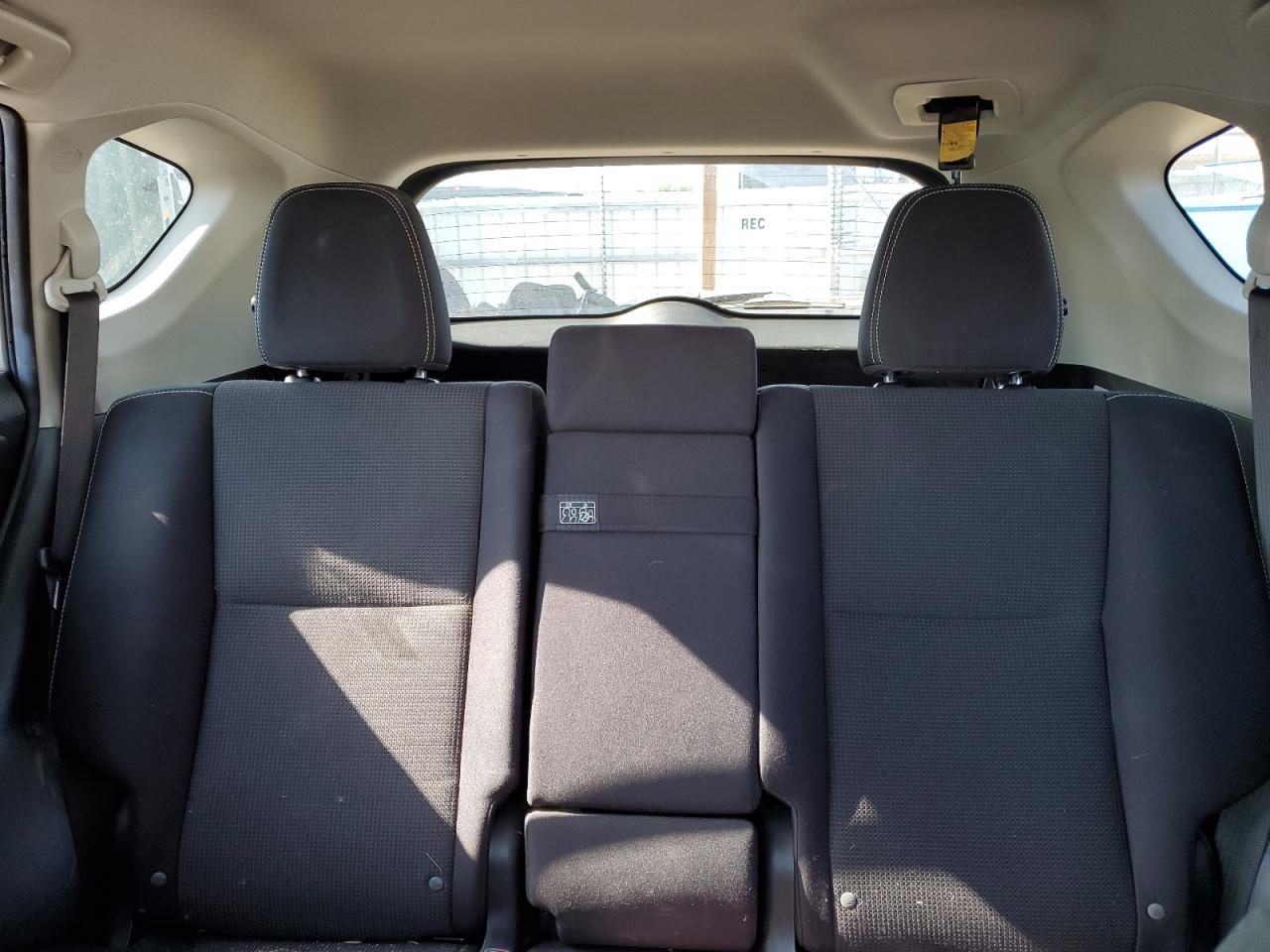 2017 Toyota Rav4 Hv Le VIN: JTMRJREV0HD146416 Lot: 64643695