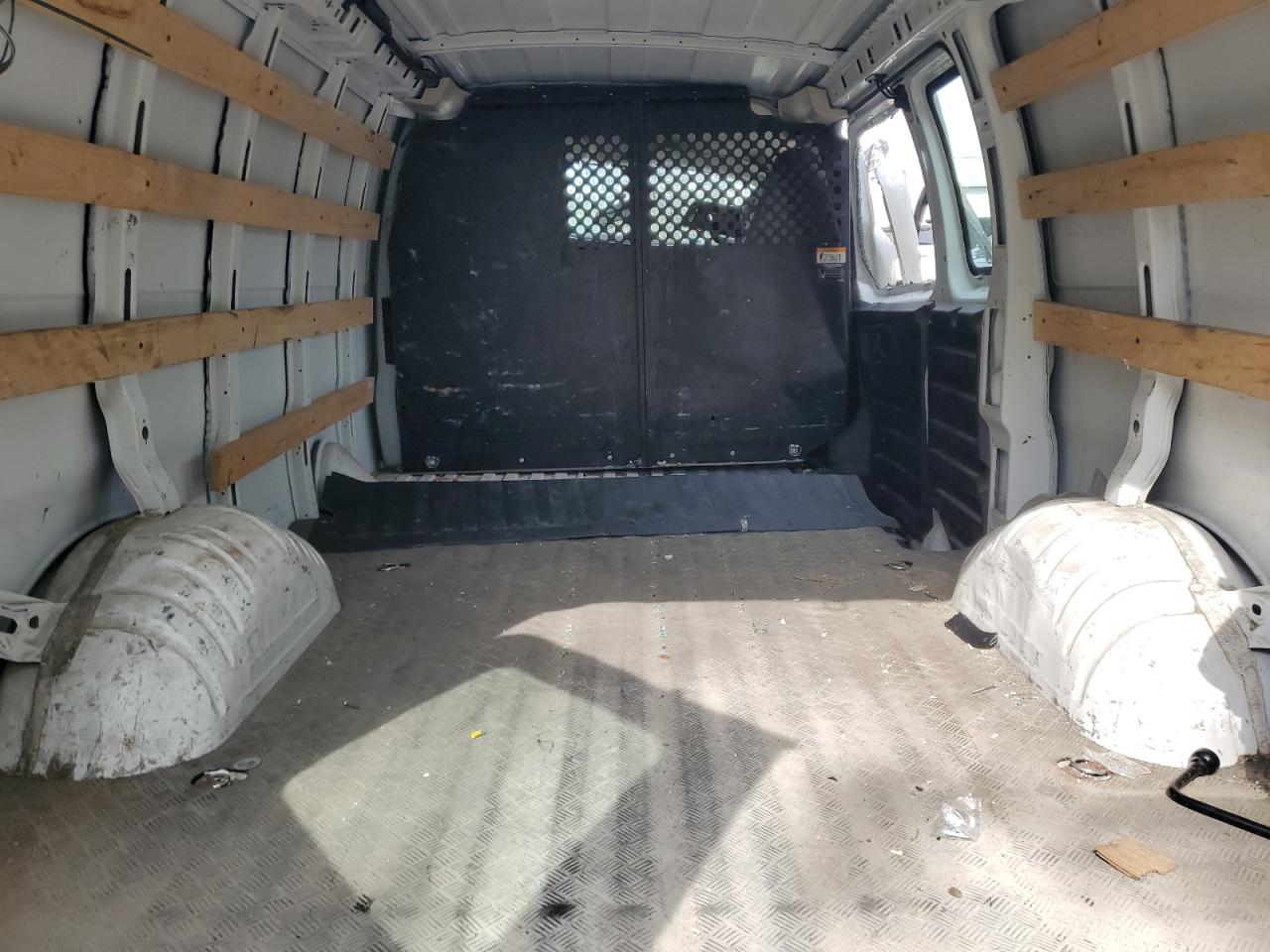 2020 GMC Savana G2500 VIN: 1GTW7AFG3L1265297 Lot: 63905365