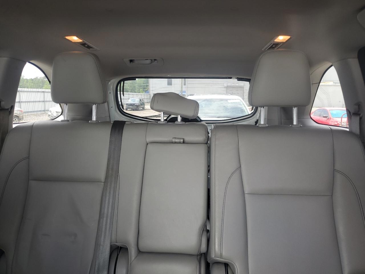 2014 Toyota Highlander Xle VIN: 5TDJKRFH3ES051612 Lot: 64763715