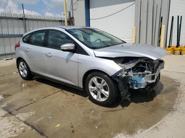  FORD FOCUS 2014 Серебристый