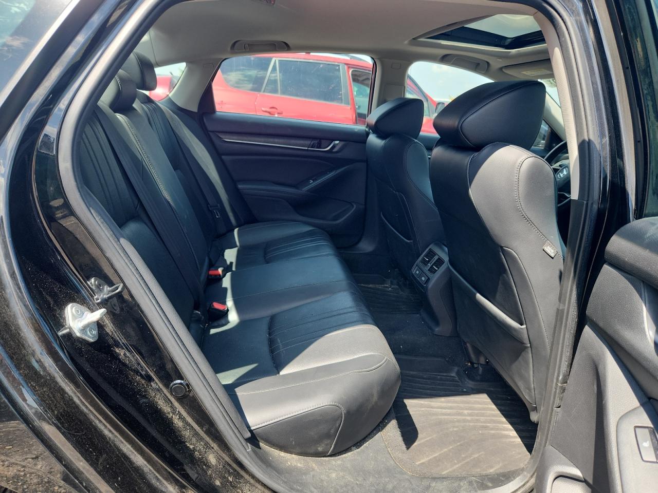 2022 Honda Accord Touring Hybrid VIN: 1HGCV3F98NA029223 Lot: 64167995