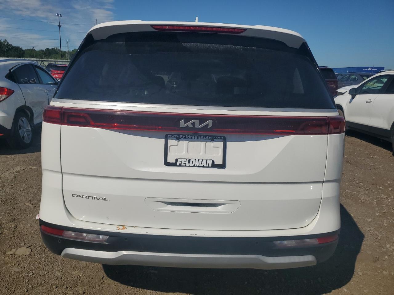 2023 Kia Carnival Lx VIN: KNDNB4H3XP6215172 Lot: 62942285