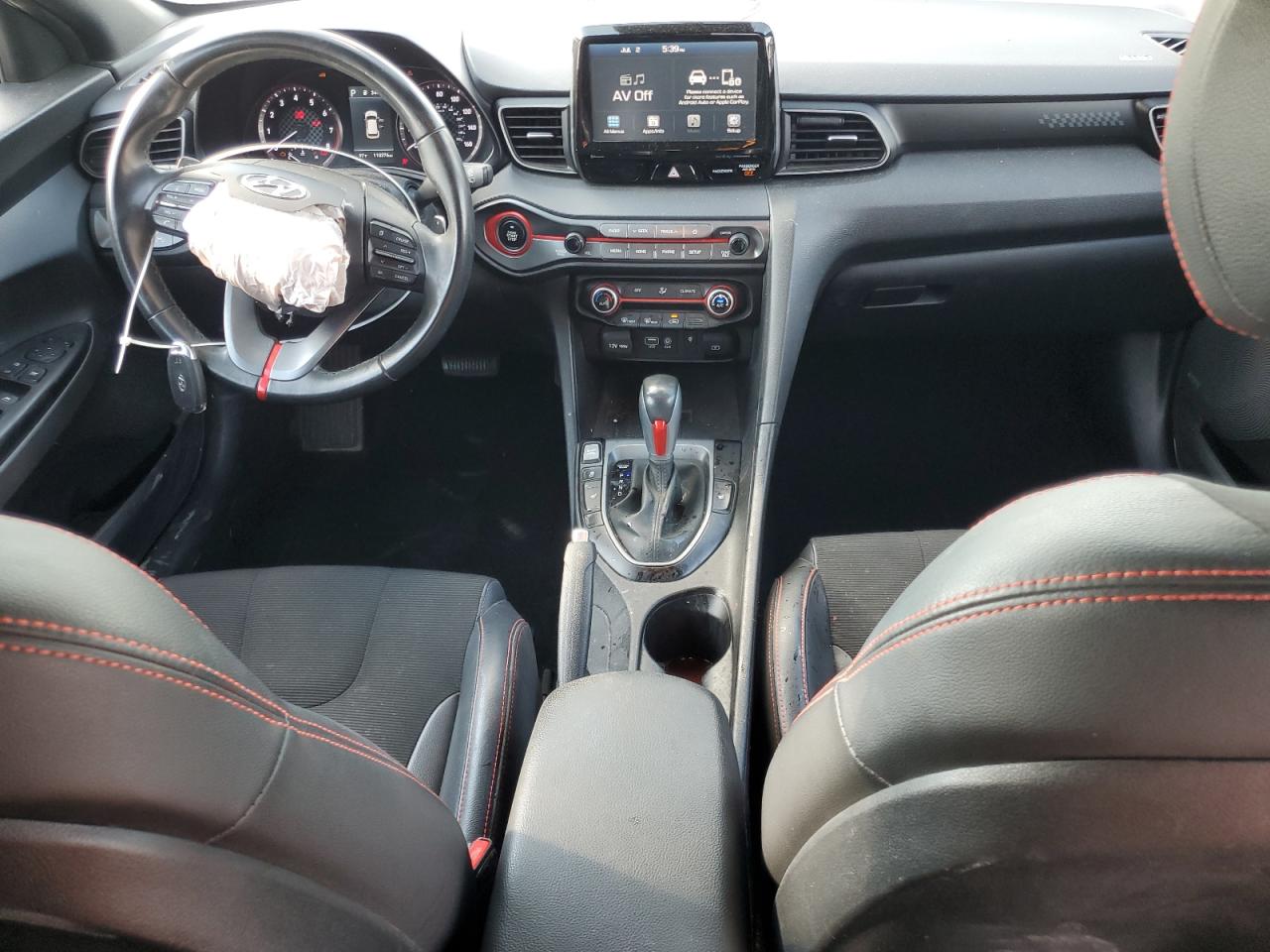 2019 Hyundai Veloster Base VIN: KMHTG6AFXKU009505 Lot: 63231415