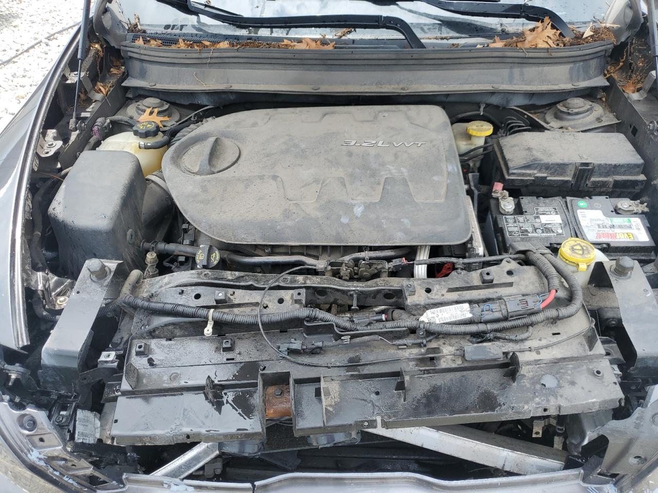 2014 Jeep Cherokee Limited VIN: 1C4PJMDSXEW215470 Lot: 66461785