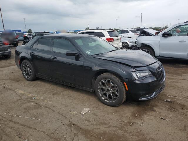 CHRYSLER 300 2017 Czarny