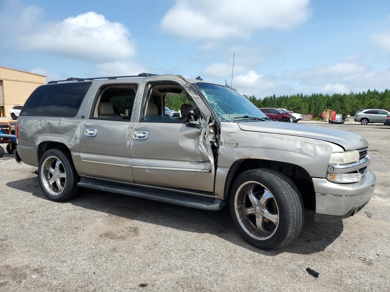 2003 Chevrolet Suburban C1500 VIN: 1GNEC16Z13J221251 Lot: 64169045