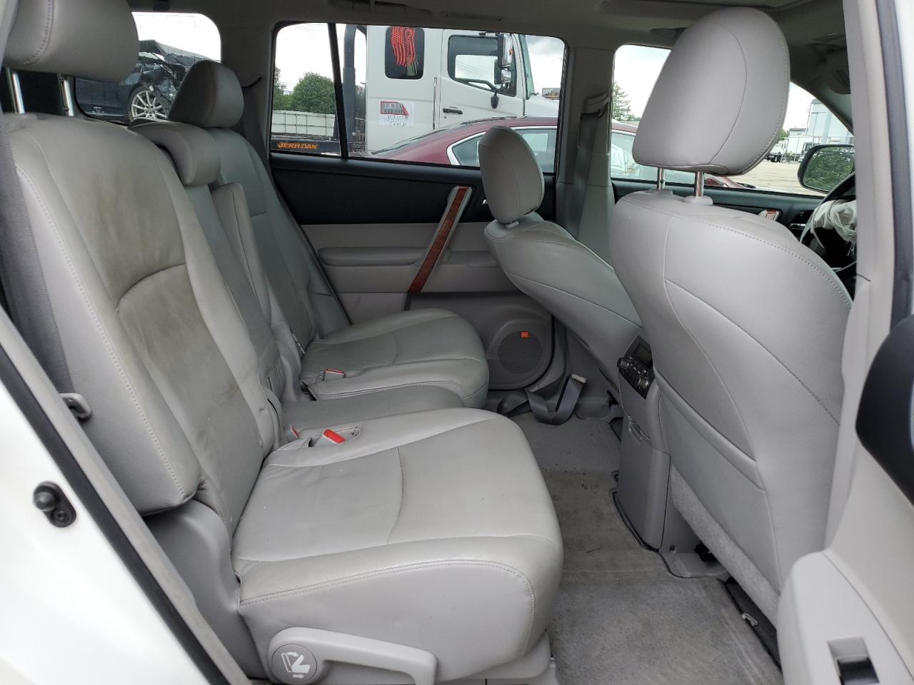 2010 Toyota Highlander Limited VIN: JTEDK3EH8A2152475 Lot: 65169065