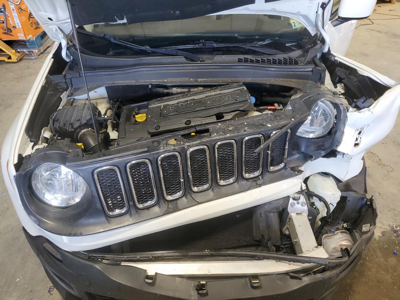 2015 Jeep Renegade Latitude VIN: ZACCJABH2FPC07639 Lot: 64127045