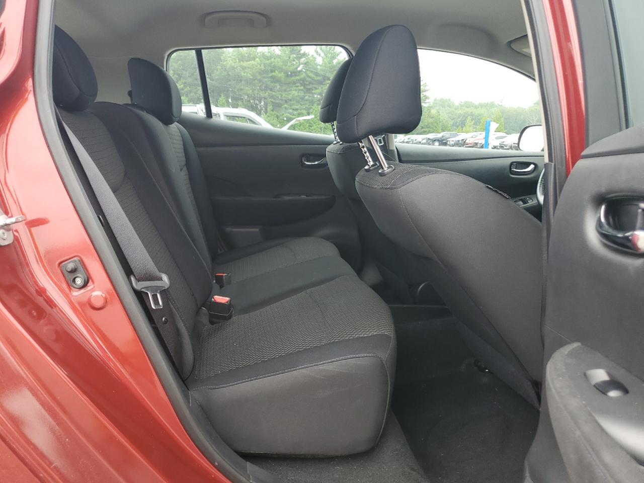 2015 Nissan Leaf S VIN: 1N4AZ0CP5FC318924 Lot: 64298925