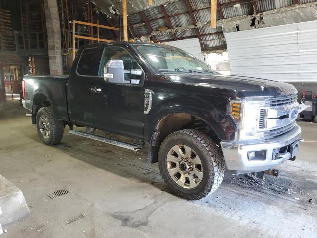  FORD F350 2018 Czarny