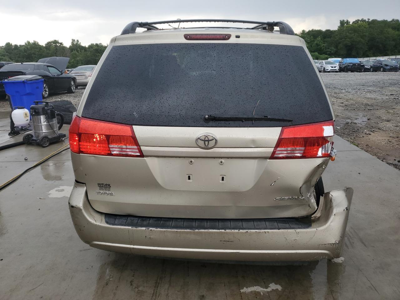 2004 Toyota Sienna Ce VIN: 5TDZA23C44S013102 Lot: 64028965