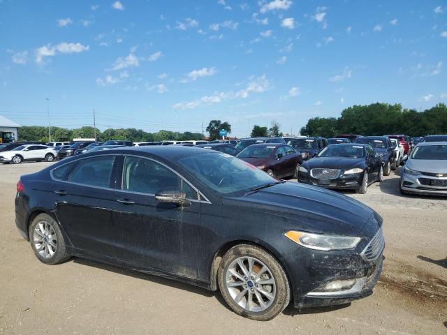  FORD FUSION 2017 Czarny