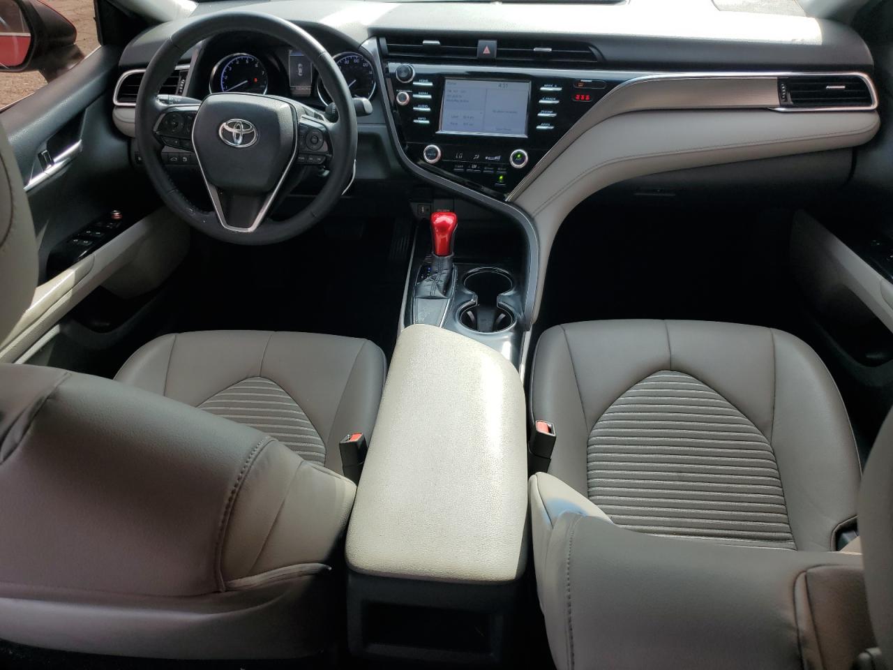 2018 Toyota Camry L VIN: 4T1B11HK6JU653732 Lot: 65089855