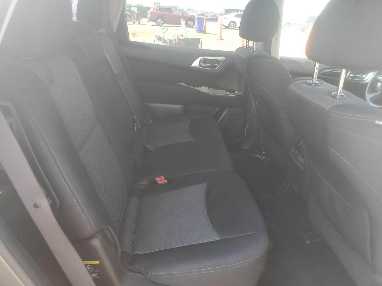2017 Nissan Pathfinder S VIN: 5N1DR2MM9HC656803 Lot: 60102015