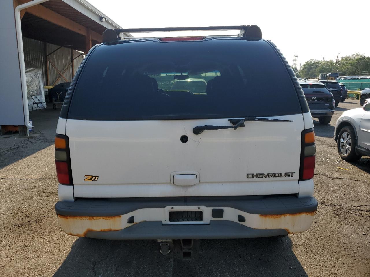 2003 Chevrolet Tahoe K1500 VIN: 1GNEK13Z63R315117 Lot: 64120625