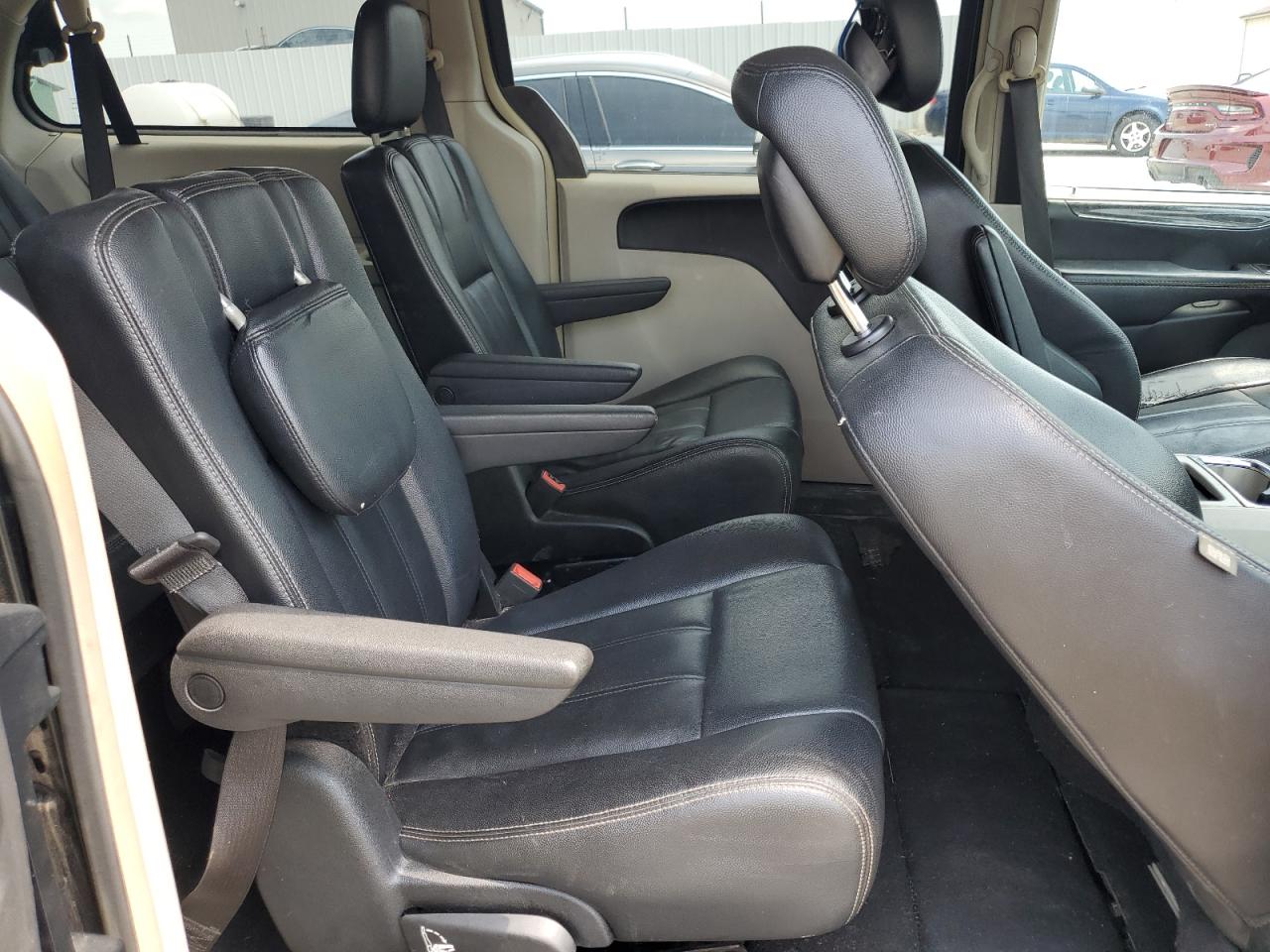 2015 Chrysler Town & Country Touring VIN: 2C4RC1BG6FR696599 Lot: 66717155