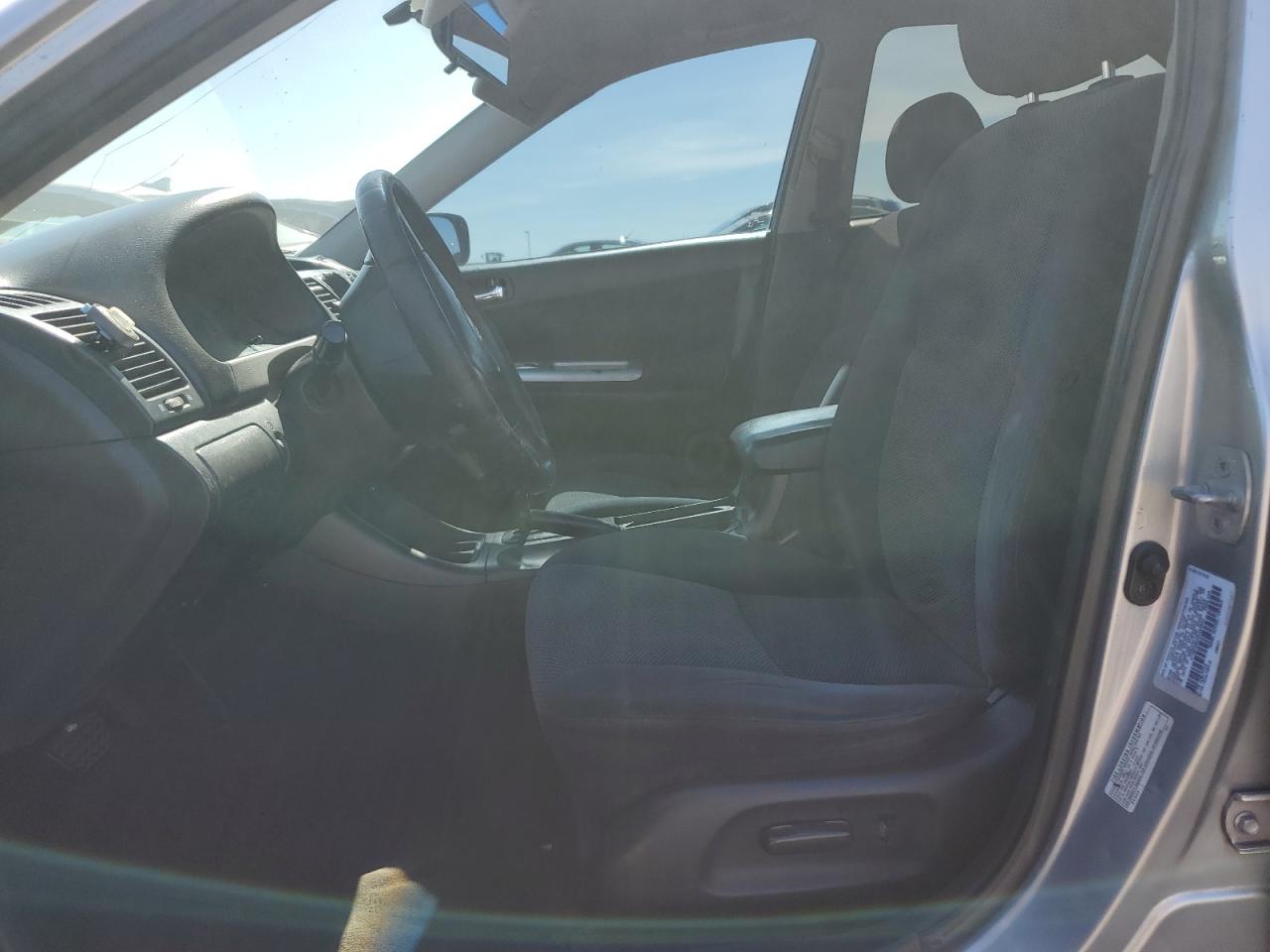 2003 Toyota Camry Le VIN: 4T1BE32KX3U164844 Lot: 63808975