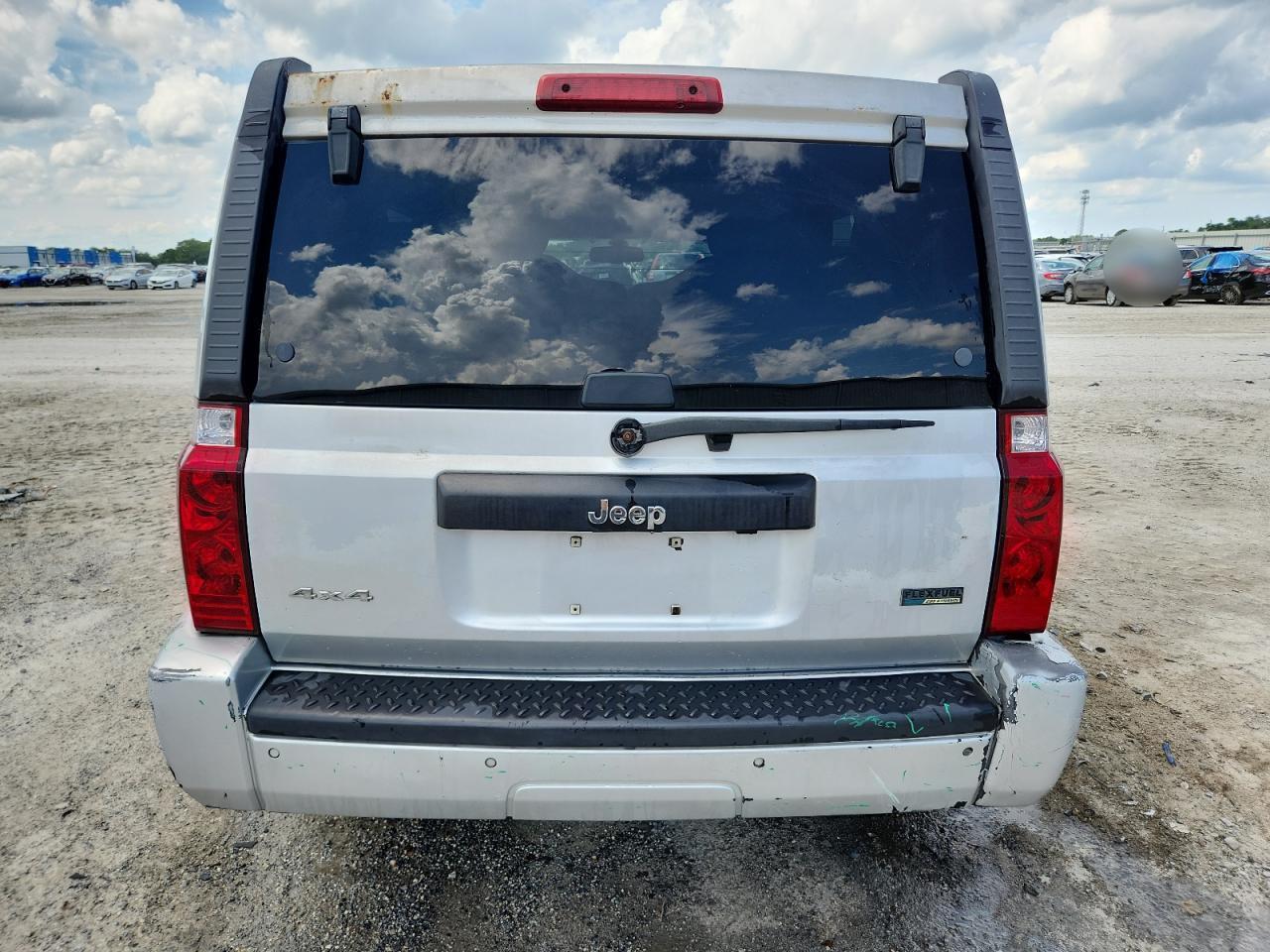 2007 Jeep Commander VIN: 1J8HG48P47C550388 Lot: 63578495