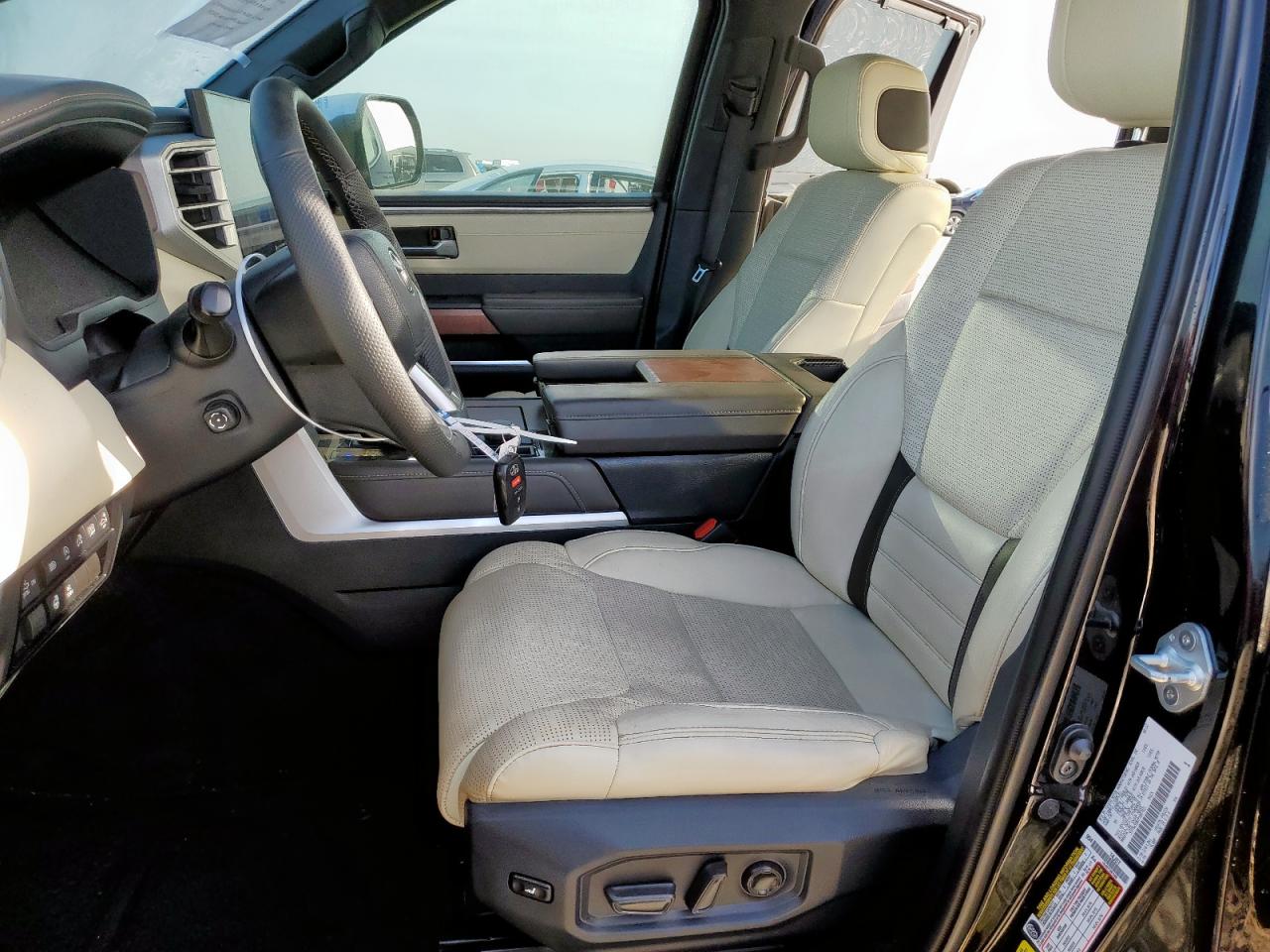 2023 Toyota Tundra Crewmax Platinum VIN: 5TFMA5DBXPX087821 Lot: 64240965