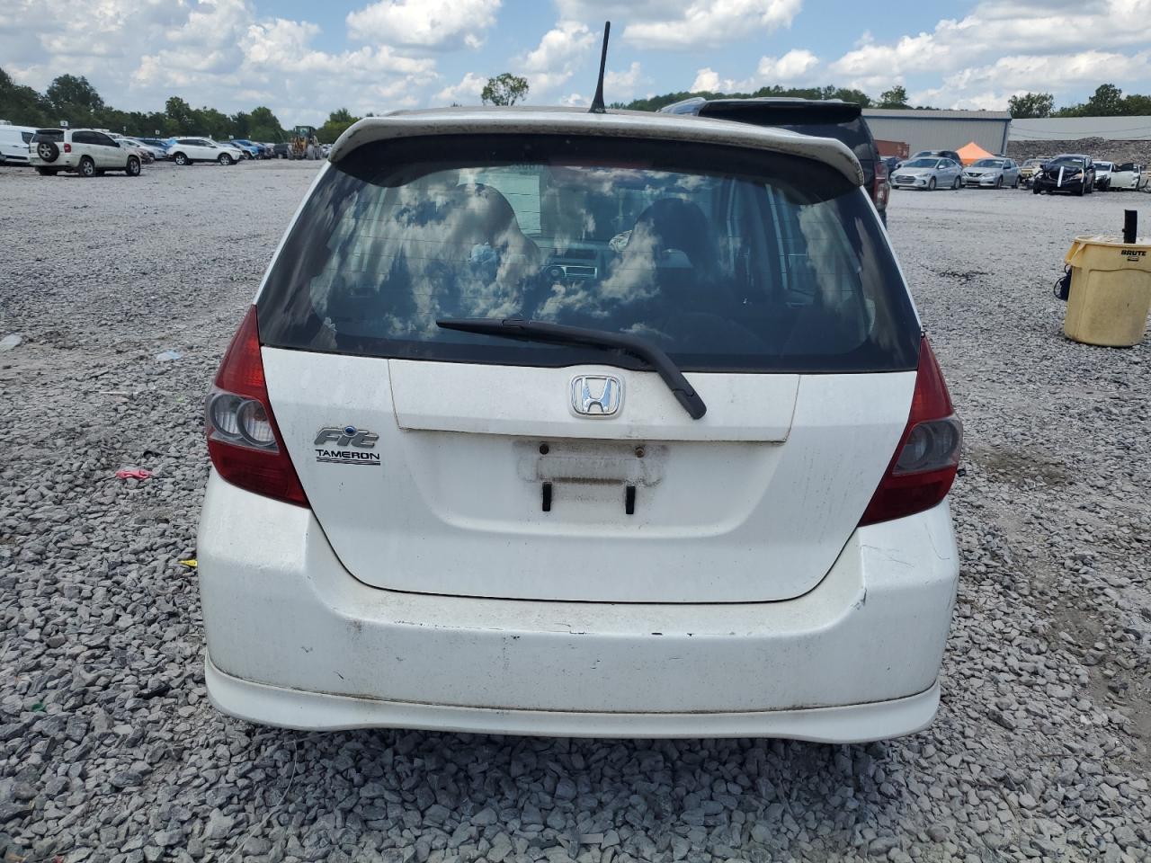 2007 Honda Fit S VIN: JHMGD38627S049744 Lot: 65232445