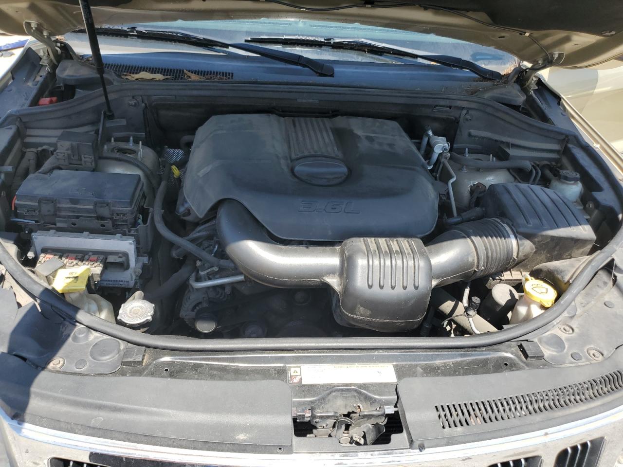 2011 Jeep Grand Cherokee Laredo VIN: 1J4RR4GG2BC562534 Lot: 64797705