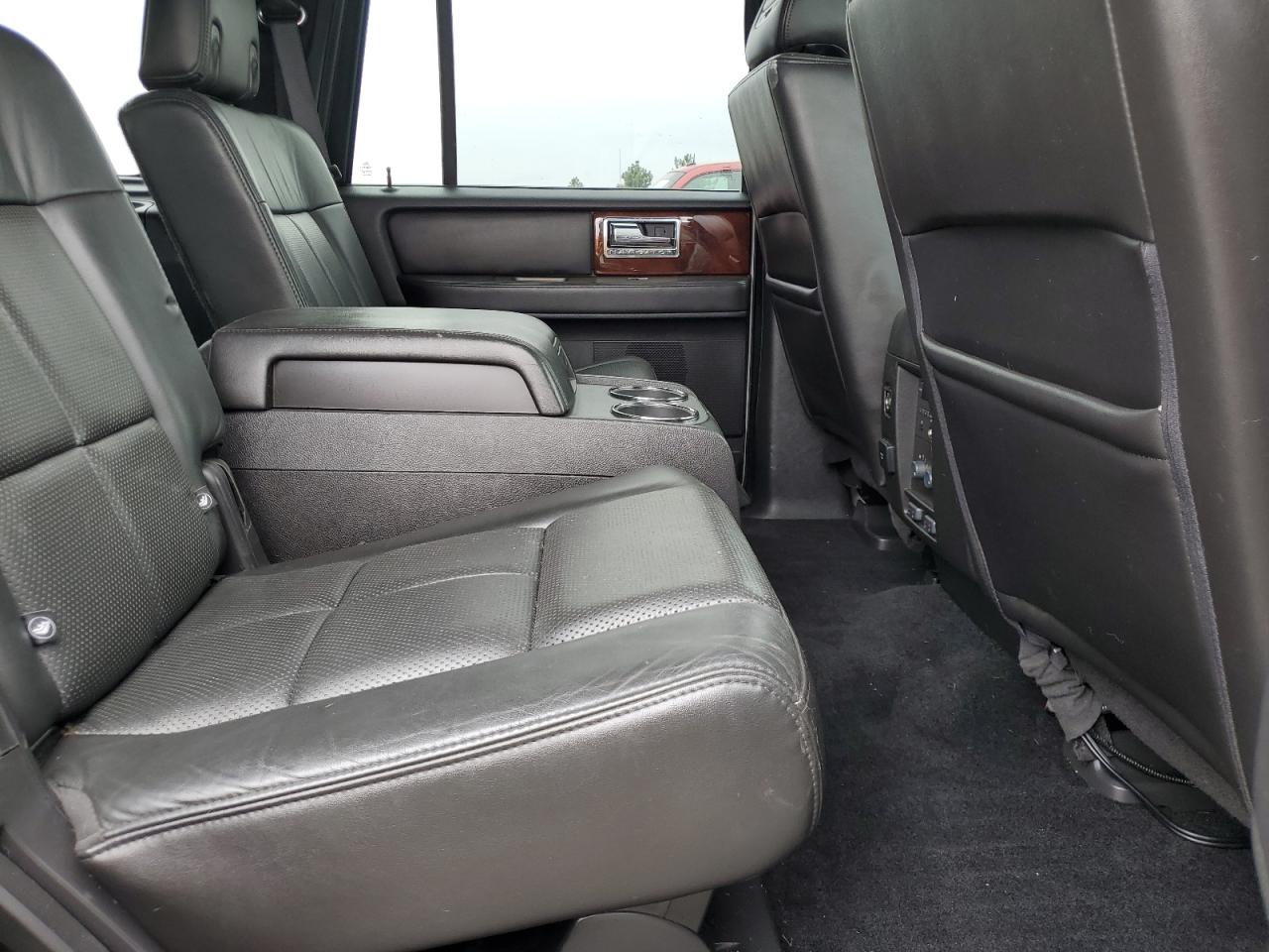 5lmjj2j5xcel02466 5LMJJ2J5XCEL02466 2012 Lincoln Navigator